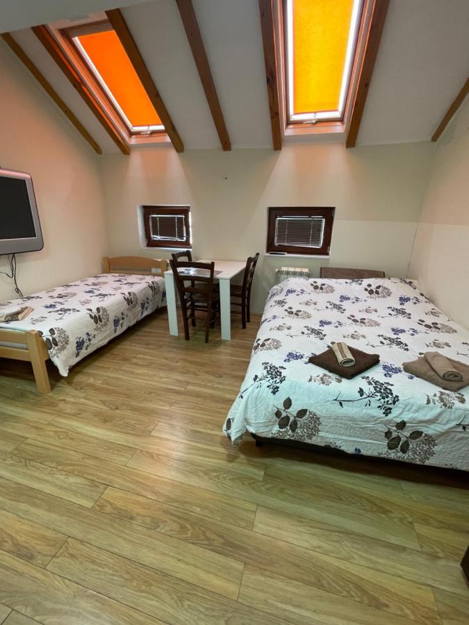 Bulevar Apartments Пожареваць Екстер'єр фото