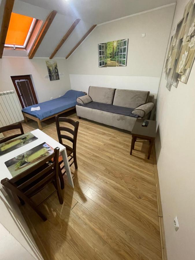 Bulevar Apartments Пожареваць Екстер'єр фото