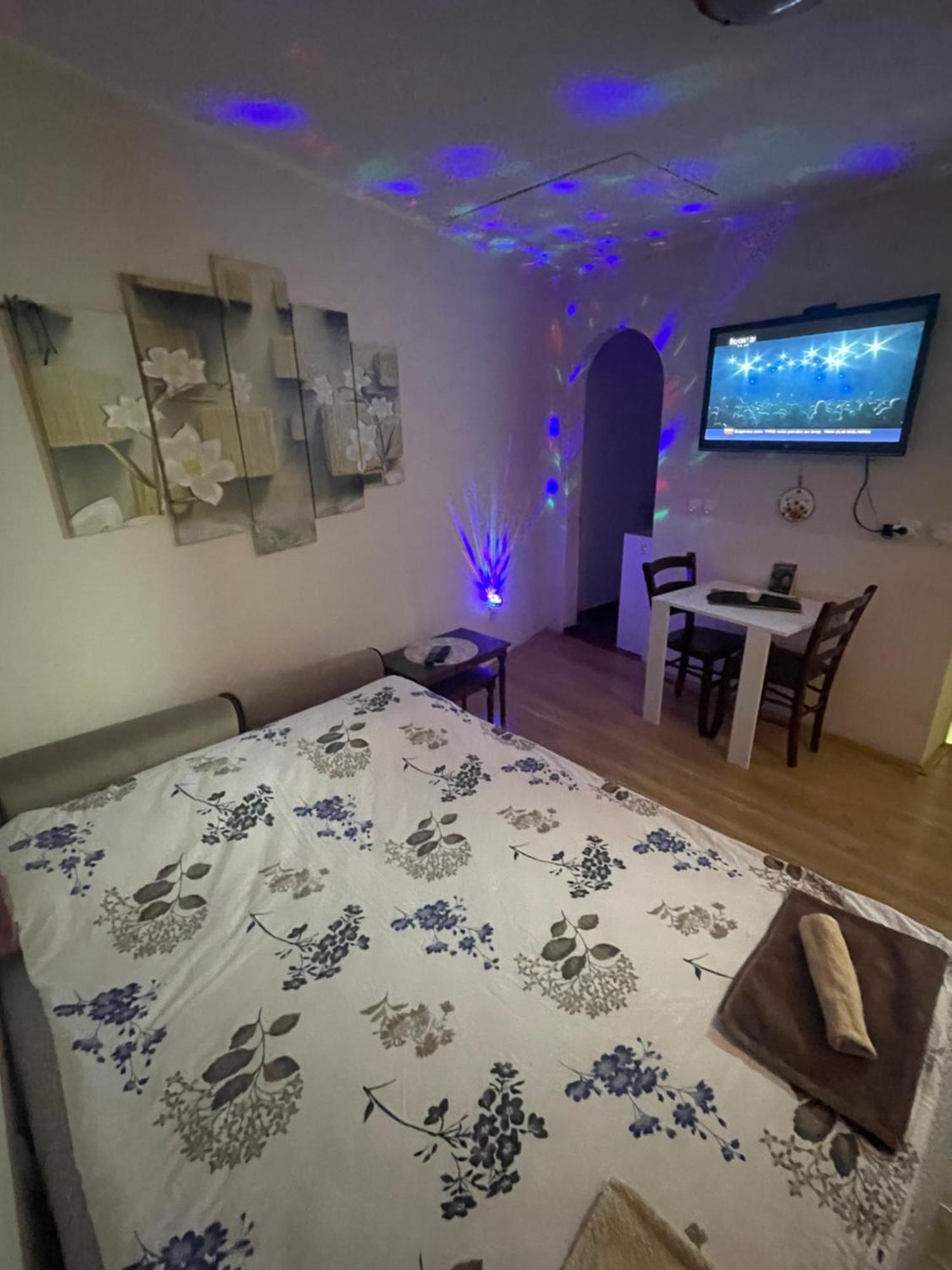 Bulevar Apartments Пожареваць Екстер'єр фото