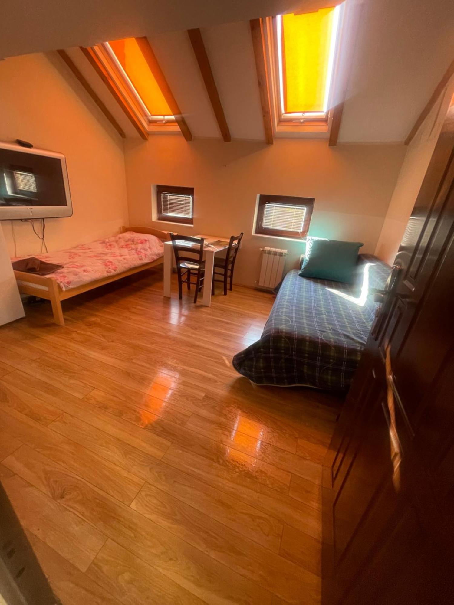 Bulevar Apartments Пожареваць Екстер'єр фото